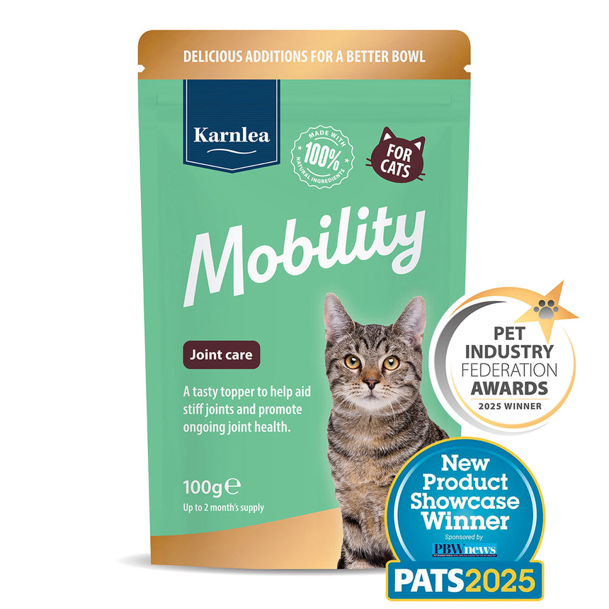 Cat multivitamin supplement powder topper for joint care